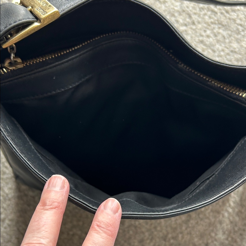 Vintage Ralph Lauren Black Leather Tanner Shoulder Bag - Picture 4 of 16